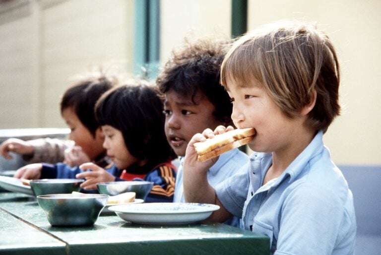 amerasian children are served lunch at the st vincents home for amerasian children 66eac9 1024